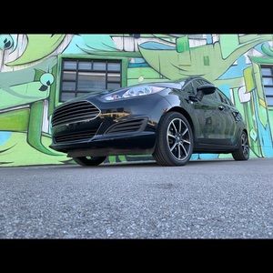 Meet your Posher, Erica